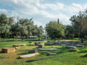 Plato's Academy and Aristotle High School: The Philosophy of Plato and Aristotle